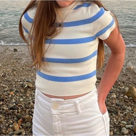 Zara white and blue striped knit crop top - Picture 3 of 3